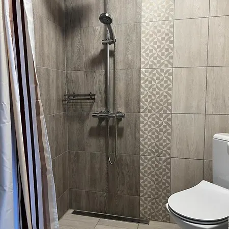 Kati Soeoegituba & Majutus Мини-отель Emmaste